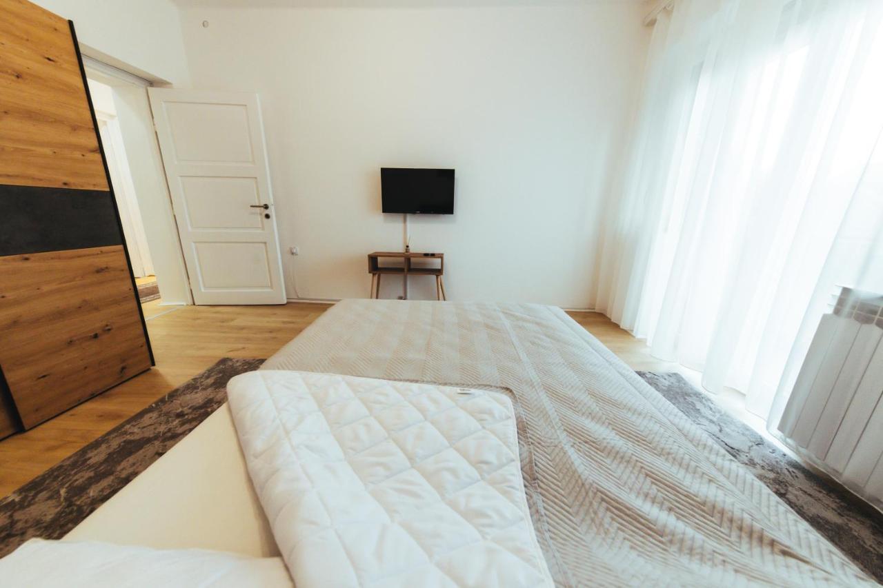 Sunny Apartment كراغوييفاك المظهر الخارجي الصورة